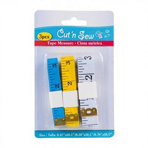Juego de 3 Cintas Métricas de Plástico - 3 Surtidos, Grosor de la Hoja de 0.125 mm, Medidas en Pulgadas, Longitud de 59.1 Pulgadas - Product Image 1
