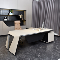 Directeur général d'entreprise, directeur général, contemporain, commercial, luxe, moderne, bureaux modernes en forme de L