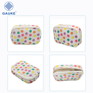 Botiquín de Primeros Auxilios para el Hogar - Color Blanco, Garantía de 5 Años, Incluye Suministros Médicos de Emergencia y Entrenamiento en Sitio - Product Image 1