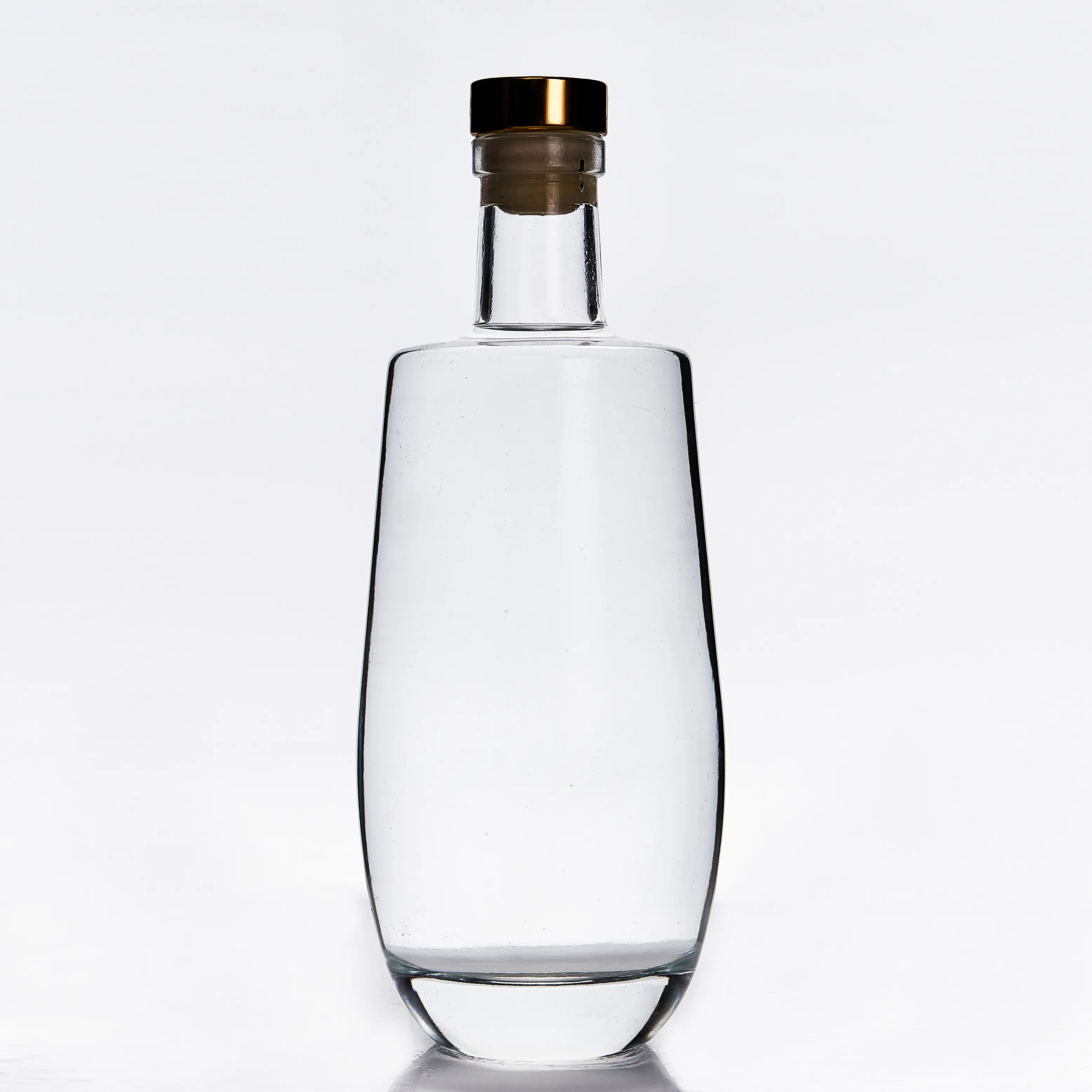 Bouteille de gin personnalisable de 700ml avec bouchon en liège bouteille de vin en verre transparent de tequila 700ml spiritueux en gros