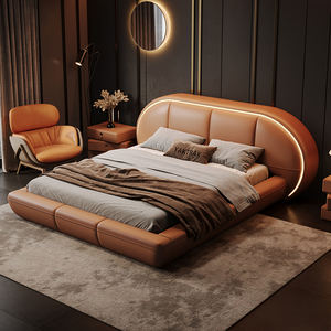 Modern Italiaans hoofdbord met gebogen vorm, kingsize bed, leder van topkwaliteit, vlakke montage, voor een grote slaapkamer, villa of penthouse. - Product Image 1