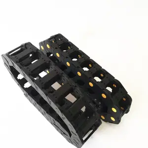 Brückenform gelb-schnallen-Nylon-Kunststoff-Schienenkabel wird für industrielle Übertragung der Gravurmaschine verwendet.