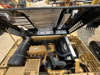 Excavatrice sur chenilles hydraulique Caterpillar 330CL d'occasion de 30 tonnes à vendre