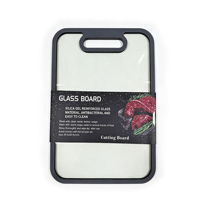 Planche à découper en verre trempé avec bord en silicone, poignée carrée, antibactérienne, pour la cuisine, la viande, les légumes, les fruits - Product Image 1