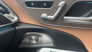 <span class=keywords><strong>Mercedes</strong></span>-Benz Clase <span class=keywords><strong>E</strong></span> W214 2025 <span class=keywords><strong>E</strong></span> 300 L Sedán de Lujo Usado - Product Image 4