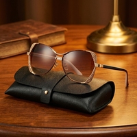 Lunettes de soleil polarisées pour femmes, style œil de chat, protection UV400, monture métallique rétro, pour la conduite en extérieur et les voyages