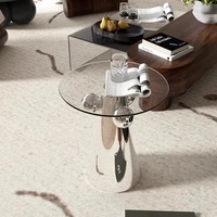 Table d'appoint contemporaine minimaliste en métal avec plateau en verre, structure en acier inoxydable, petite table d'angle pour canapé d'hôtel