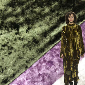 Роскошный Блестящий креп на заказ мягкий эластичный велюровый флисовый материал полиэфирный материал матовый Блестящий бархатный материал для одежды - Product Image 1