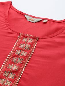 Kurta droite à empiècement floral pour femmes produit en vrac vêtements personnalisés pour femmes - Product Image 2