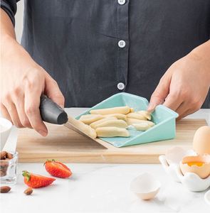 Couteau à pâte en acier inoxydable personnalisé avec poignée ergonomique, outil de pâtisserie en stock - Product Image 3