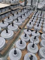 Ventilateur de ventilation pour élevages laitiers de 1,5 m à 5 pales, à circulation par aspiration et aération, avec brumisation automatique et moteur à économie d'énergie