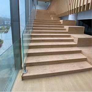 Gradini e Alzate per Scale Hongtian SPC 5.5mm con Bordo Smussato Impermeabili per Uso Ospedaliero Ecologici con Garanzia di 3 Anni - Product Image 1