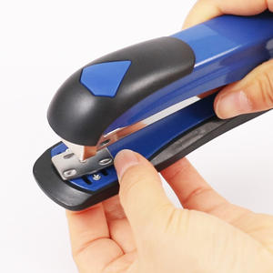 دباسة معدنية من فوسكا بسعة تدبيس 20/30 ورقة مع أداة إزالة مدمجة وسندان دوار للتدبيس المؤقت والدائم - Product Image 5