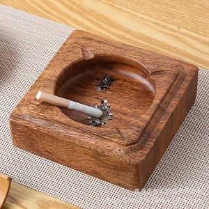 Cendrier carré en bois de noyer 11x11x4.5cm, style chinois traditionnel, pour usage sur bureau - Product Image 4