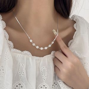 สร้อยคอเงินแท้ S925 ลายดอกคามิลเลีย สำหรับใส่ซ้อนเป็นเลเยอร์ เครื่องประดับแฟชั่น - Product Image 4