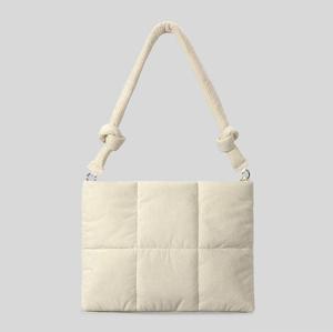 Classic Quilted Puffy Corduroy Portable Laptop <strong>Sleeve</strong> Cover Custom Cute Lightweight Case Daily Business Travel Shoulder Bag - Product Image 4