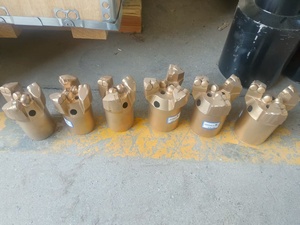 Mũi khoan <span class=keywords><strong>PDC</strong></span> <span class=keywords><strong>3</strong></span> cánh 5 cánh 7 cánh có thể tùy chỉnh mũi khoan dầu giếng nước với moq thấp - Product Image 5