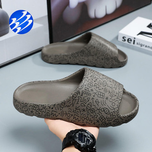 Ciabatte da <span class=keywords><strong>Uomo</strong></span> all'Ingrosso, Pantofole Moda con Stampa Graffiti, Antiscivolo con Suola Spessa per Spiaggia - Product Image 1