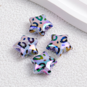 Color recto agujero oblicuo deslumbrante estampado de leopardo estrellas perforadas DIY pulsera pluma accesorios cuentas acrílicas impresas - Product Image 3