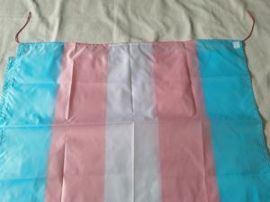 便宜的100% 聚酯3x5ft LGBTQ反式骄傲变性人斗篷身体旗，带钩环 - Product Image 3