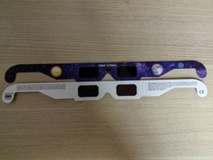 Occhiali per Eclissi Solare Personalizzabili in Cartone Sicuro, Approvati CE e ISO, per l'Osservazione dell'Eclissi - Product Image 5