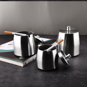 ที่เขี่ยบุหรี่สแตนเลสพร้อมฝาปิดที่เขี่ยบุหรี่กลางแจ้ง - Product Image 4