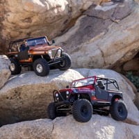 Axial 1/10 SCX10 III CJ-7 4X4 RTR Brushed Rock Crawler Oficialmente Licenciado con Interior Completo, Función DIG y Amortiguadores Líquidos a Escala RC
