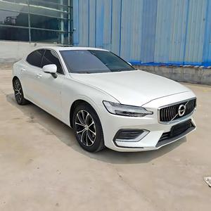 รถมือสอง ปี 2022 สำหรับ S60 B4 ซีดาน พวงมาลัยซ้าย ดูแลรักษาอย่างดี เบาะหนังสีเข้ม เครื่องยนต์เบนซินเทอร์โบ เกียร์อัตโนมัติหลัง - Product Image 2