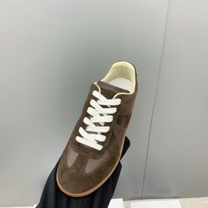 Chaussures de sport légères en cuir véritable et maille respirante pour hommes et femmes – Collection Printemps – Chaussures de skate - Product Image 1