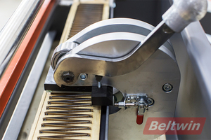 Beltwin Taşınabilir Manuel Parmak Delici TC300 Dış Mekan Çalışmaları İçin İyi Bir Seçim - Product Image 2