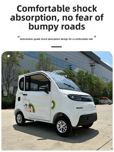 Voiture électrique mini à faible consommation d'énergie, quatre portes, blanche, véhicule domestique pour les trajets urbains - Product Image 5