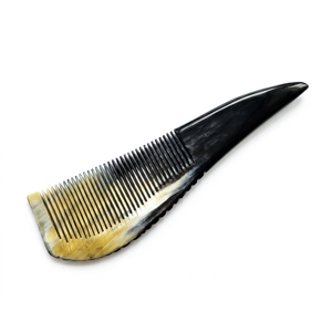 Peigne en corne de buffle de forme naturelle, poli, durable, imitation antique, objet de collection, artisanat SOFIYA, artisanat, cadeau de fête - Product Image 1