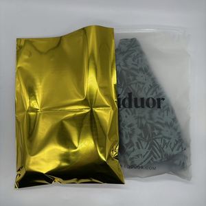 Bolsa de Envío Dorada con Logotipo Personalizado para Ropa, Bolsa de Correo Metálica para Envíos Express - Product Image 6