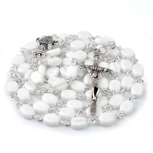 Chapelet avec perles de verre blanc, 6x8mm, chapelet pour Communion religieuse, collier avec croix, tasse creuse et popée - Product Image 6