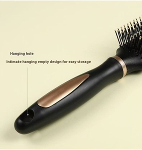 Bán Buôn Chất Lượng Cao Màu Đen ABS Chống Tĩnh Điện Sườn Lược Salon Xoăn Với Nhựa Xử Lý Biểu Tượng Tùy Chỉnh Sử Dụng Nhà Bàn Chải Tóc Thiết Lập - Product Image 4