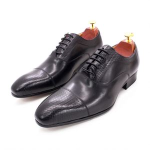 Wholesale Handmade Leather <b>Shoes</b> Men Office Lace up Formal Dress <b>Shoes</b> - Product Image 1