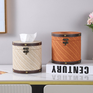 กล่องกระดาษทิชชูทรงกลม Mystic Arts รุ่น 4230B สไตล์หนังคลาสสิก สำหรับใช้ในบ้าน รถยนต์ ห้องน้ำ ห้องนั่งเล่น - Product Image 5