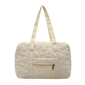 Nouveau sac de voyage brodé en forme de cœur, sac bandoulière tendance, léger, grande capacité, sac de sport, sac de voyage pour courts séjours - Product Image 2