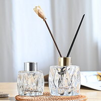 Flacon d'huile aromatique en verre gaufré diamanté de luxe 50ml 100ml, vide, transparent, pour diffuseur à bâtonnets d'aromathérapie, avec bouchon à vis, marque FJ GBA-024