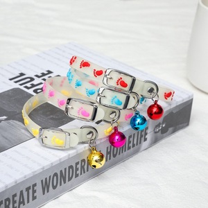 <span class=keywords><strong>Collier</strong></span> de <span class=keywords><strong>chat</strong></span> lumineux brillant petit <span class=keywords><strong>collier</strong></span> de chien Anti-perte <span class=keywords><strong>Fluorescent</strong></span> Silicone <span class=keywords><strong>chat</strong></span> cloche <span class=keywords><strong>collier</strong></span> accessoires pour <span class=keywords><strong>chat</strong></span> de compagnie - Product Image 6