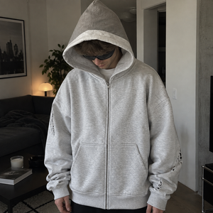Felpa con Cappuccio da Uomo Grigia con Chiusura a Zip per l'Estate, Stampa Personalizzata Sportiva Sottile con Interno in Pile, Felpa Anime - Product Image 2