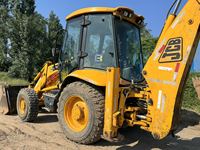 Tracteur à roues 4x4 d'occasion de haute qualité avec chargeur et pelle rétrocaveuse, peinture d'origine JCB-3CX, certifié ISO CE EPA, roulement moteur 8 tonnes