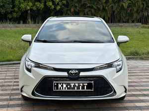 سيارة ليفين تويوتا مستعملة بحالة جيدة، 60000 كم، بدون حوادث، بدون سجلات تأمين، موديلات 2019، 2018، 2020، 2022 متوفرة في المخزون - Product Image 2