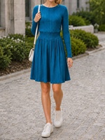 Nouvelle robe en tricot bleue pour femmes, col rond, manches longues, taille smockée, plissée, coupe trapèze, décontractée, longueur genoux