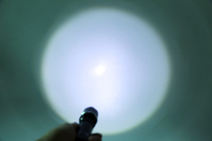 Tín hiệu an toàn baton làm việc ánh Sáng Ngọn đuốc không thấm nước nón nhấp nháy có thể sạc lại làm việc đèn pin - Product Image 3