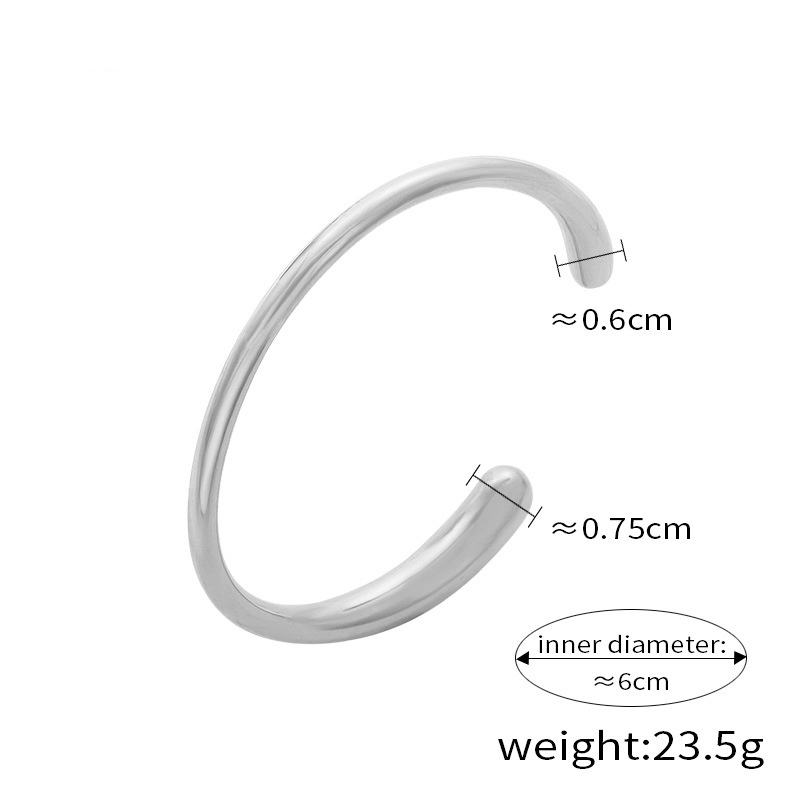 สร้อยข้อมือเหล็ก