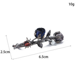 กิ๊บติดผมรูปดอกกุหลาบคริสตัลดีไซน์ใหม่ล่าสุด ประดับด้วยโลหะผสมเคลือบสีสันสดใส เหมาะสำหรับผู้หญิง ใช้เป็นของขวัญในงานเลี้ยงอาหารค่ำ - Product Image 4