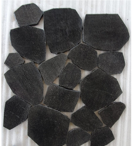 Dalles de sol en pierre calcaire noire Ananthpur durables pour les aménagements paysagers, les allées de jardin, les parcs publics - Product Image 1