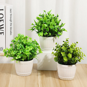 Yiwu Datuo Florist - Plantas Verdes Artificiales en Maceta Pequeña, Decoración Interior Duradera de Plástico, Adorno para el Hogar, Oficina o Escritorio, 22x18cm - Product Image 2
