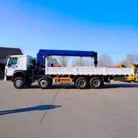 Nouveau camion-grue mobile SINO HOWO de 15 tonnes de Chine, camion 8X4 avec grue à flèche télescopique à vendre